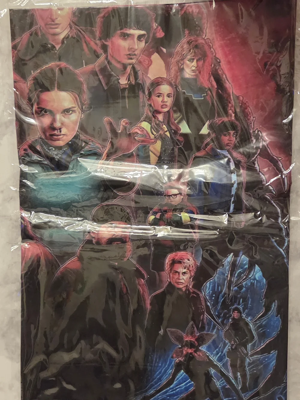 41 Piece Stranger Things Red & Black 'Happy Birthday' Party Plate and Napkin Set